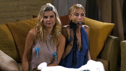 Мальчишник: Первый опыт | Milf (2010) эротическая комедия