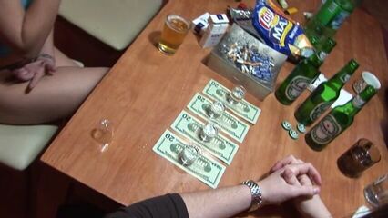 Русское порно: студенческая пьяная групповая секс оргия