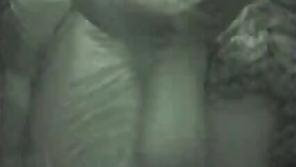 Молоденькая русская красотка в любительском порно