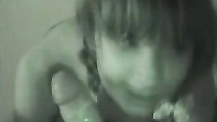 Молоденькая русская красотка в любительском порно