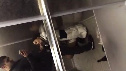 Новое домашнее русское порно минет в лифте