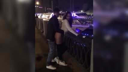 Публичный секс в самом центре Москвы