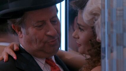 Тинто Брасс: Все леди делают это (1992) с переводом!