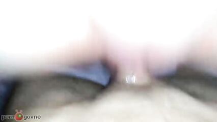 Молодая наездница быстро довела парня до оргазма