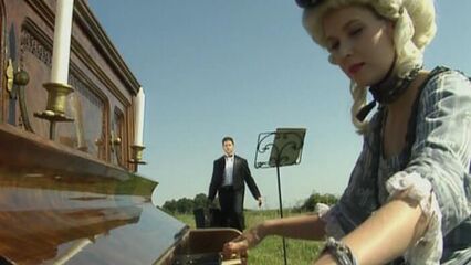 Принцесса и Шлюха 2 - порно фильм с русским переводом