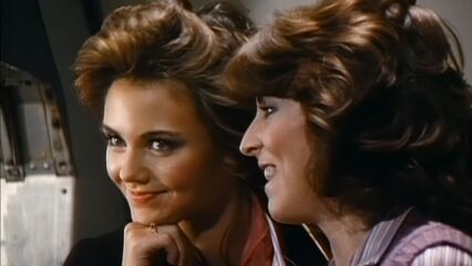 Дебби уделывает всех | Debbie Does 'Em All (1984) с русским переводом!