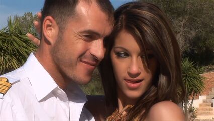 Авиалинии Дорселя: Полет на Ибицу (с русским переводом)