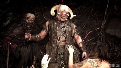 Адская дыра | Hell Hoes (2019) порно ужастик на ночь