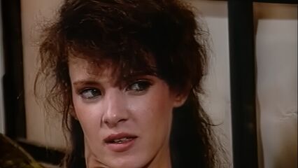 Семейные бедра | Family Thighs (1989) с русским переводом