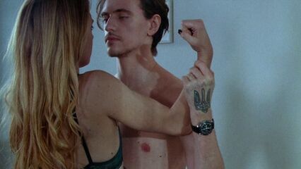 Обыкновенная страсть — драма, эротика, с русским переводом