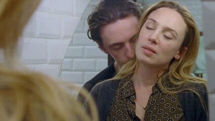 Обыкновенная страсть — драма, эротика, с русским переводом