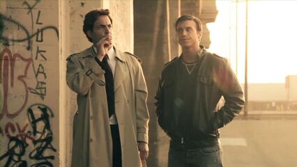 Секс-файлы 2: мрачная XXX-пародия с русским переводом