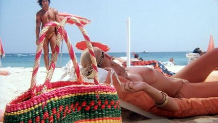 В жару Сен-Тропе (1981) порнофильм с русским переводом