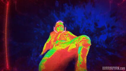 Порно фильм 14: Хищник-охотник за членами (2021)