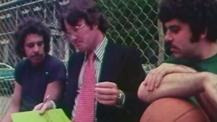 Она вовсе не Ангел | She's No Angel (1976) ретро порно с переводом