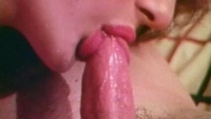 Она вовсе не Ангел | She's No Angel (1976) ретро порно с переводом